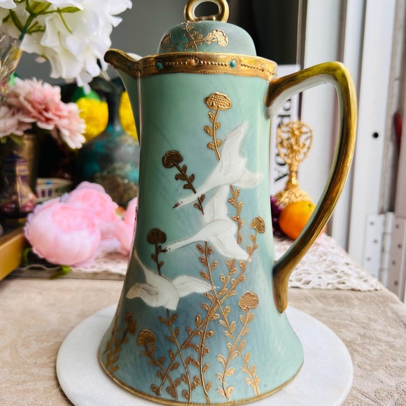 Ethereal Green and Gold Porcelain Hot cocoa or tea Pitcher - Picture 7 of 14